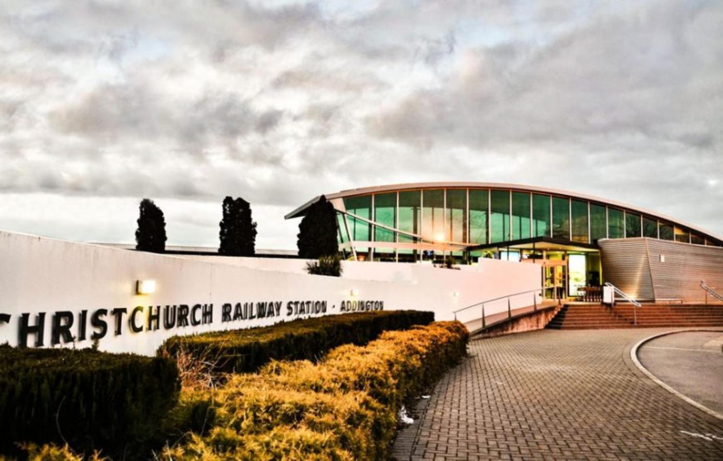 Tower Junction Motor Lodge- Motel With Airport And Railway Station Shuttle Service Christchurch Bagian luar foto