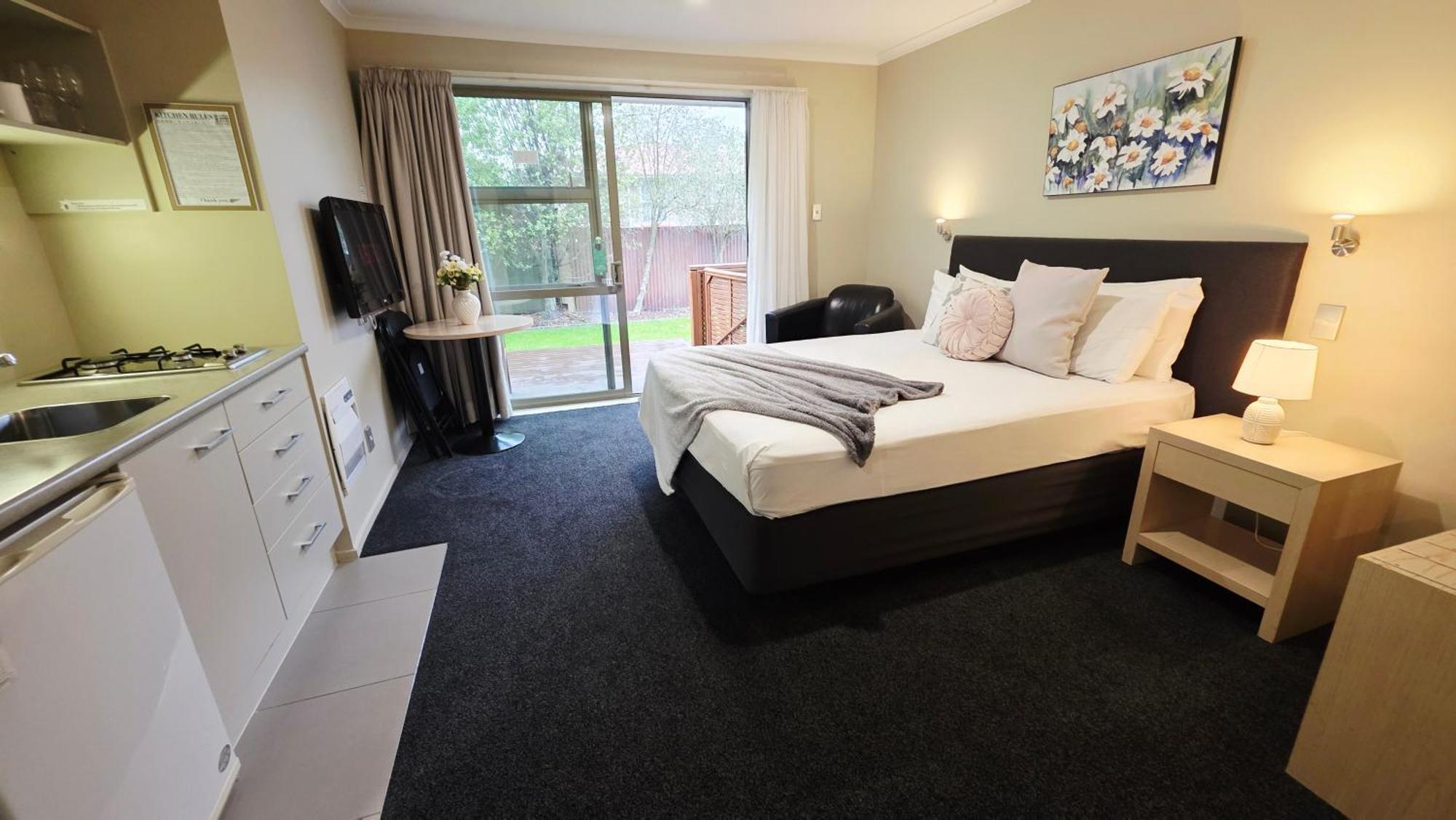 Tower Junction Motor Lodge- Motel With Airport And Railway Station Shuttle Service Christchurch Ruang foto