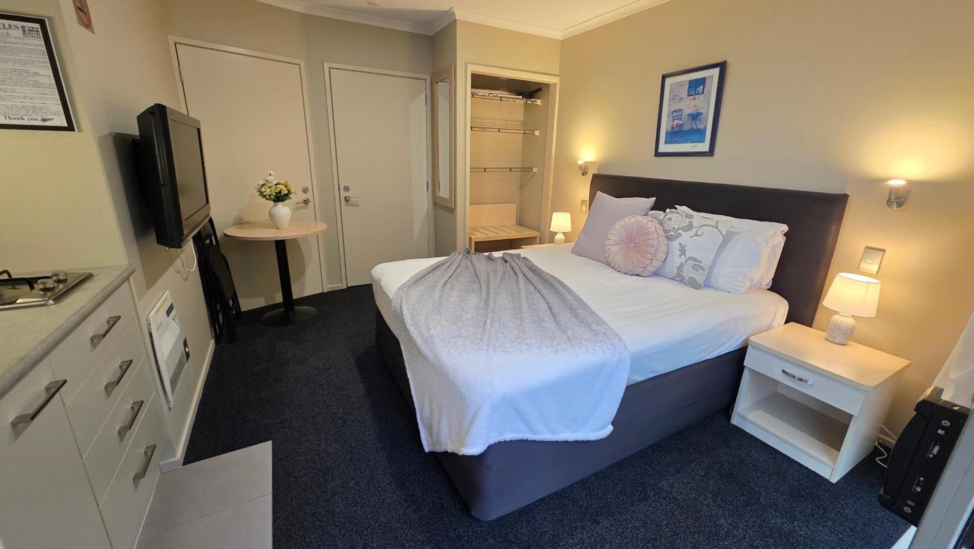 Tower Junction Motor Lodge- Motel With Airport And Railway Station Shuttle Service Christchurch Ruang foto