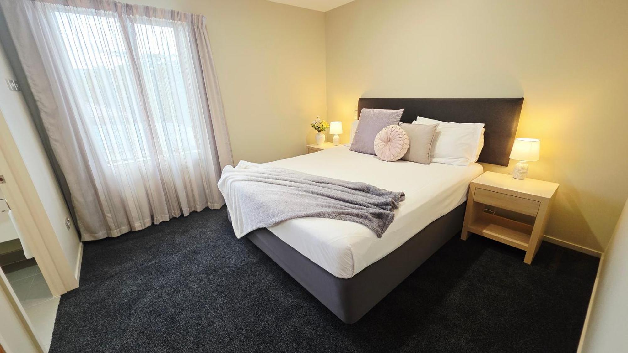 Tower Junction Motor Lodge- Motel With Airport And Railway Station Shuttle Service Christchurch Bagian luar foto